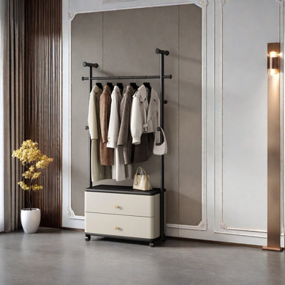 Armoire compacte et multifonctionnelle