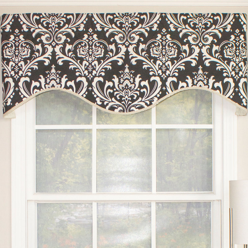 Damore Damask Cotton Blend Scalloped 50'' W Window Valance in Ivory