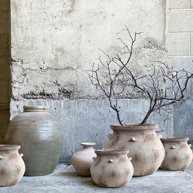 Perrinton Handmade Off White Rustic Cauldron MgO Pot Planter