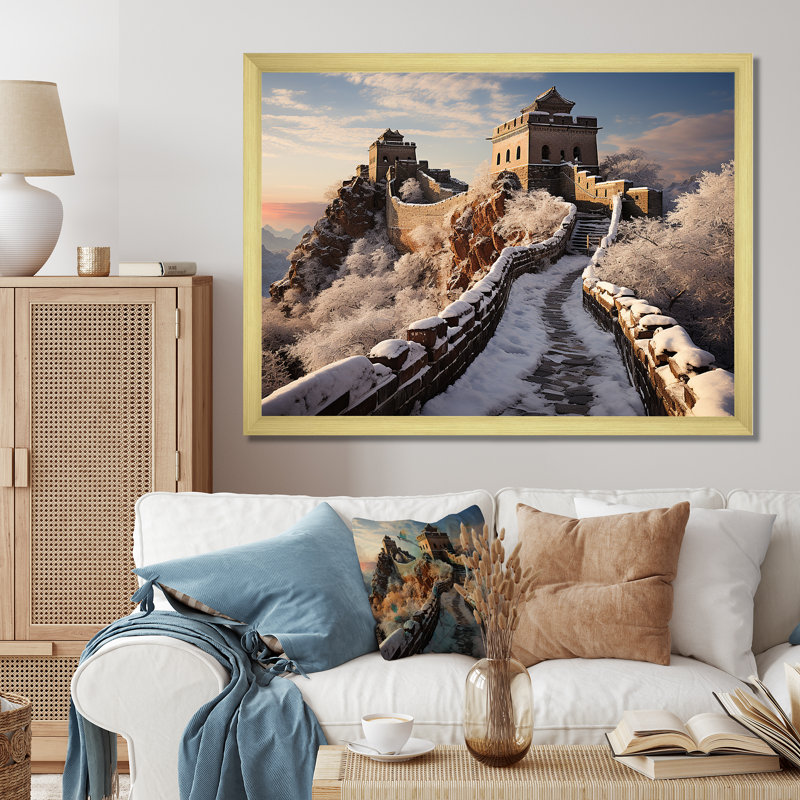 Grande muraille de Chine en hiver IV - Art mural japonais, Cadre doré à coins fermés, H 16 po x l 32 po x P 1 po