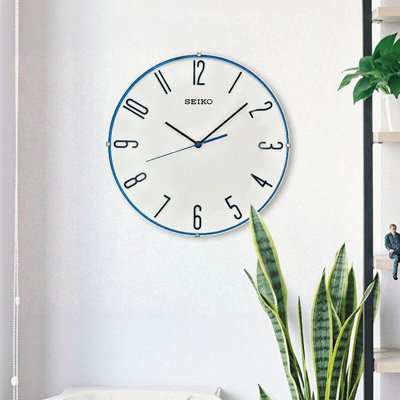 White Round Analog Wall Clocks