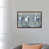 Toile avec cadre en bois brun classique n'est pas disponible