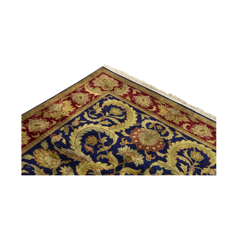 Crown Hand Woven Wool Oriental Area Rug