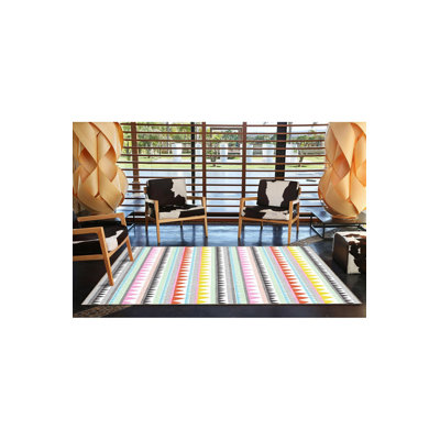 Striped Triangle Geometric Pattern Colorful Woven Base and Decorative Machine Washable Area Rug
