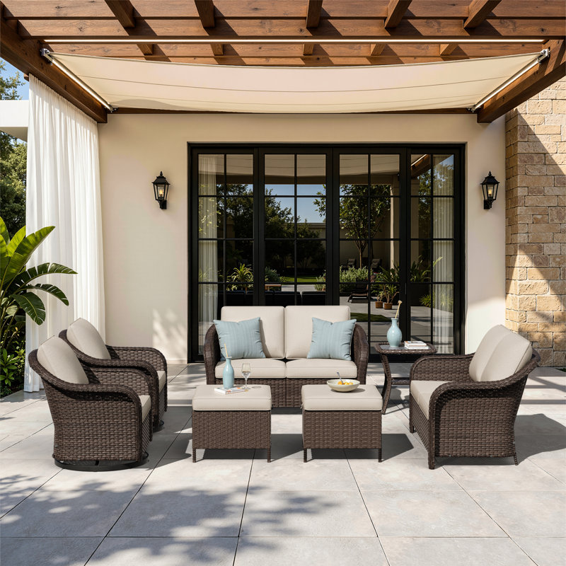 Ensemble de patio Alderwood 3 pièces en résine tressée PE résistant aux intempéries, canapé 3 places et 2 poufs avec coussins beiges