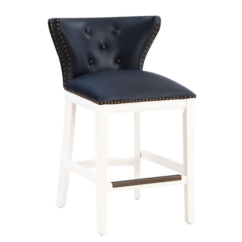 Similicuir bleu foncé, bois blanc, tabouret de comptoir, siège à ressorts à arc, garniture cloutée à la main en laiton antique, dimensions de l'assise, dossier profilé, bois massif, dossier