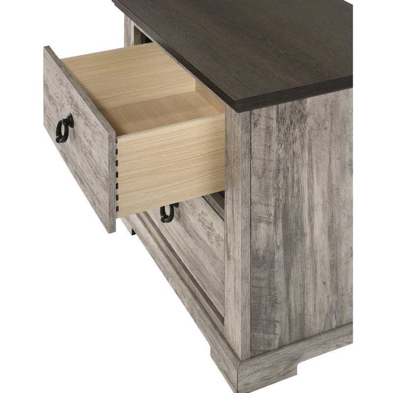 Table de chevet de style contemporain en gris avec deux tiroirs pratiques et des poignées en métal pour un décor élégant