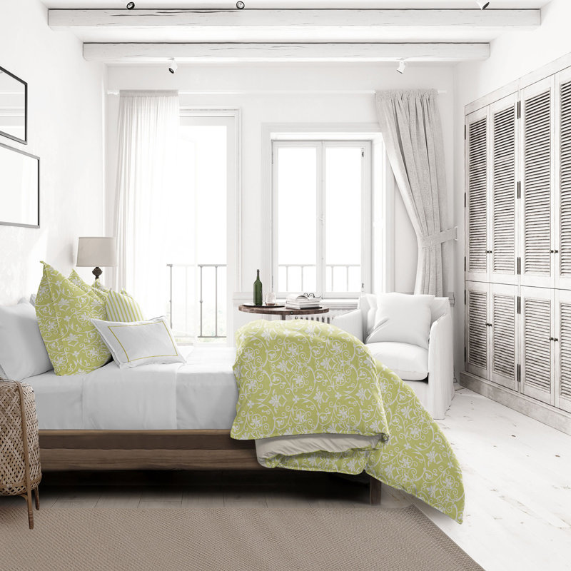 Ivory Cotton Queen Coverlet Set with Pillow Shams