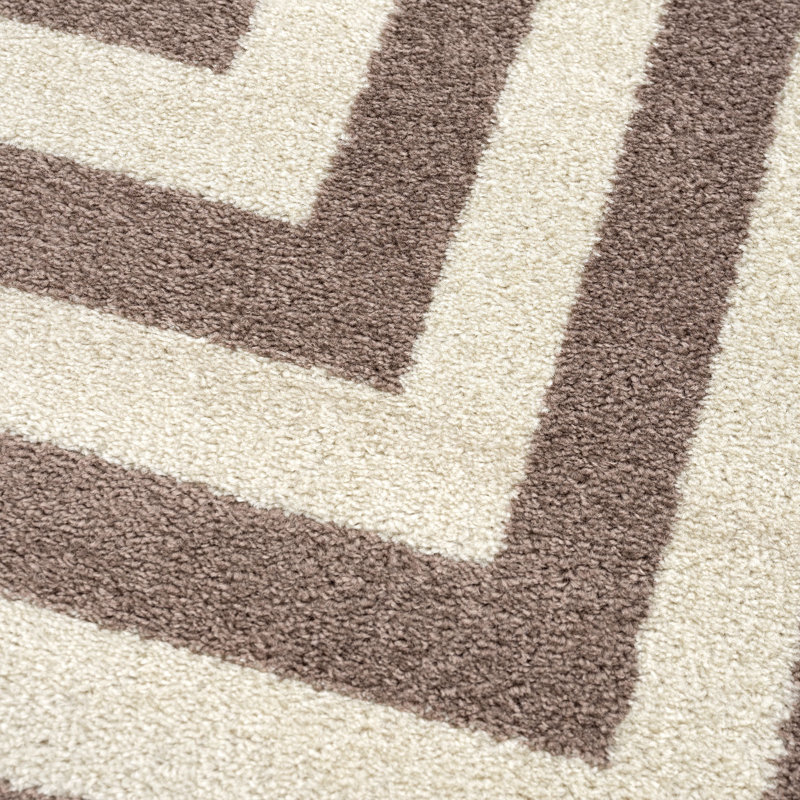 Ahmi Geometric Indoor Rug, Rectangle 4' x 6'