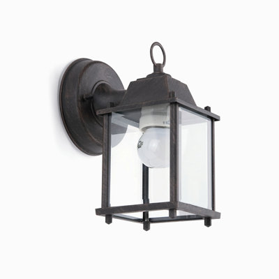 Outdoor Wall Lantern