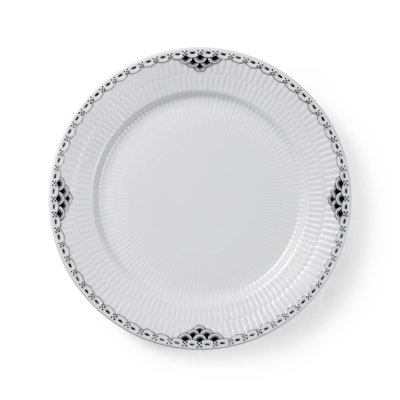 Black Lace Dinner Plate 10.83"