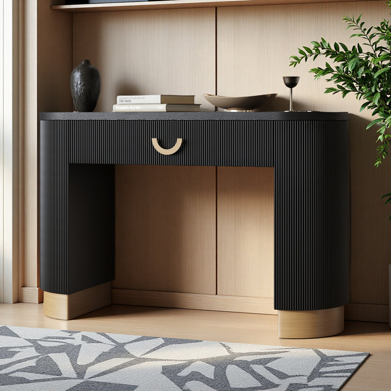 Console moderne avec design à nervures verticales, rangement compact avec tiroir fonctionnel