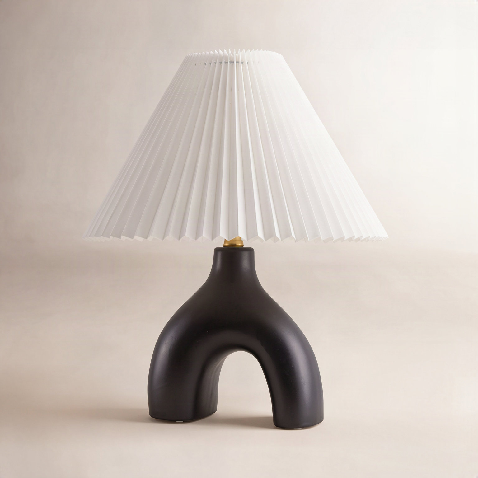 Celes Ceramic Table Lamp, Black, White