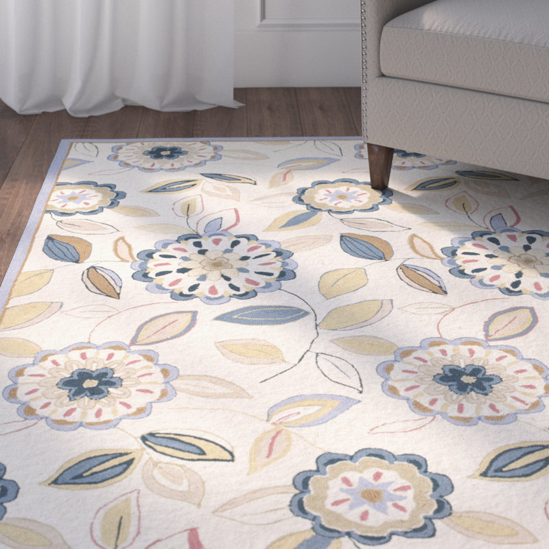 Hollander Hand-Hooked Wool Ivory Area Rug, Rectangle 5'3" x 8'3"