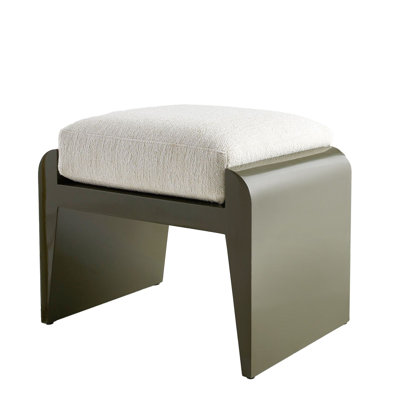 Alanna Ottoman