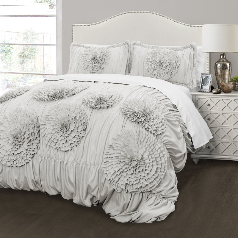 Serena Microfiber Traditional Comforter Set, King Comforter + 2 King Shams, Light Gray