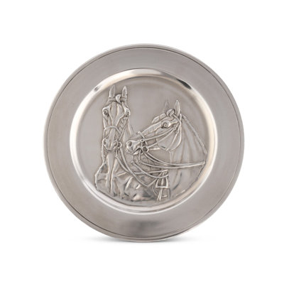 Thoroughbred Metal Charger