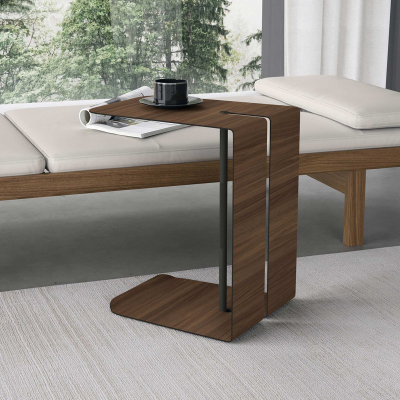 Table de bout Nassau, Noyer