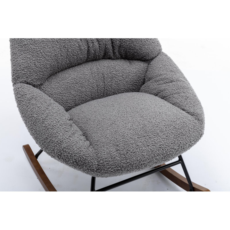 Chaise berçante Ireri, Faux sherpa gris