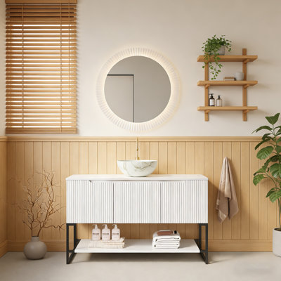Meuble-lavabo de salle de bain 48 po, armoire de rangement autoportante avec 3 portes et tablette ouverte, lavabo en céramique blanc mat avec motif en pierre et plateau en pierre frittée blanc de Carrare, couleur blanche