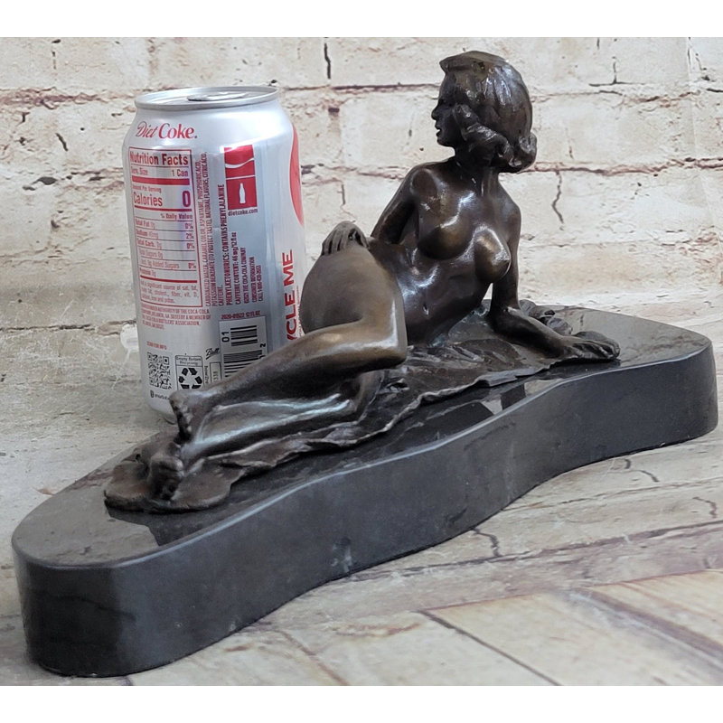 Figurines et sculptures