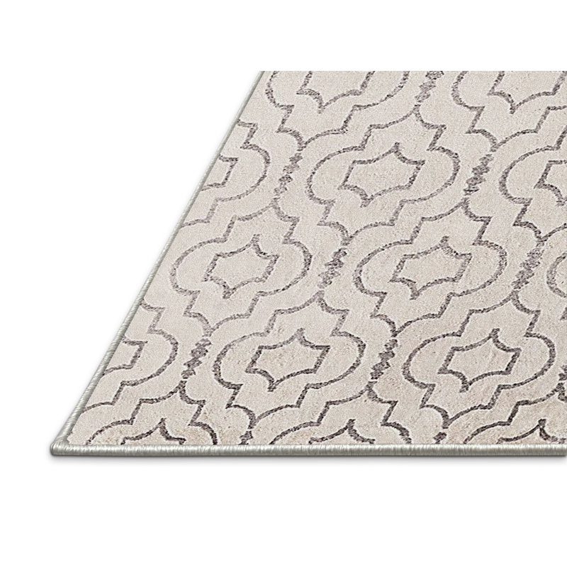 Chang Geometric Indoor Rug, Rectangle 7' x 10'