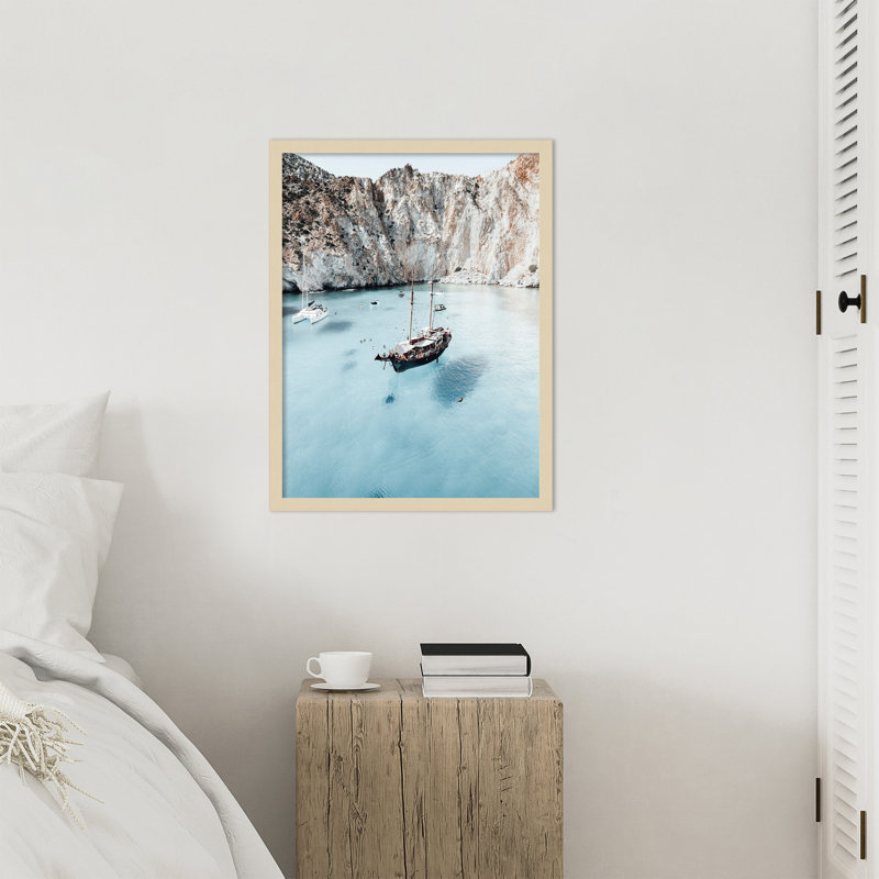 «Milos Illusions» par Bella Eve, impression sur bois encadrée, H 25 po x l 19 po