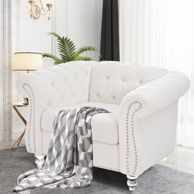 Fauteuil capitonné large de 39 po Uyen