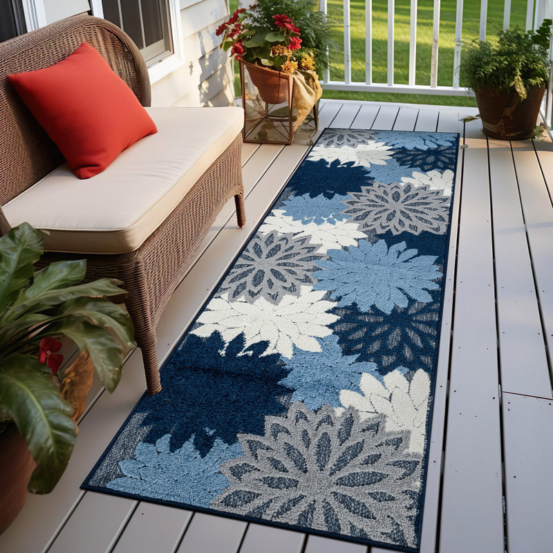 Floral Navy/Ivory Indoor/Outdoor High-Low Area Rug, Runner 2' x 7', Navy