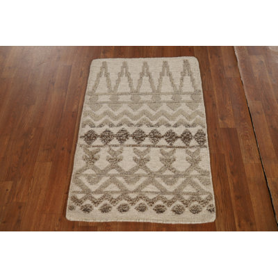 Handmade Moroccan Oriental Accent Rug 2x3