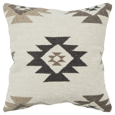 Coussin décoratif crème à motif ikat beige classique