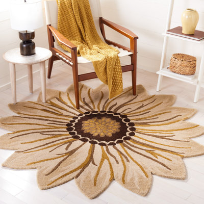 Cheisa Novelty Hand Tufted Wool/Cotton with Cotton Backing Rug in Beige/Gold