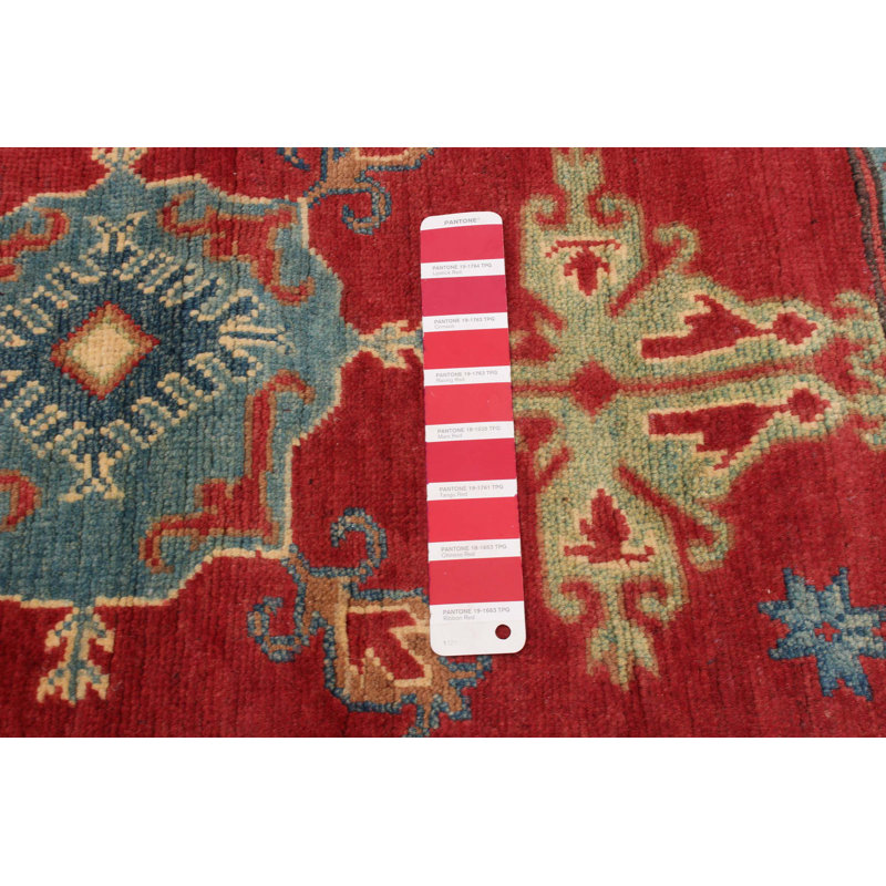 Tapis rouge foncé Finest Ghazni 5 pi 2 po x 6 pi 7 po