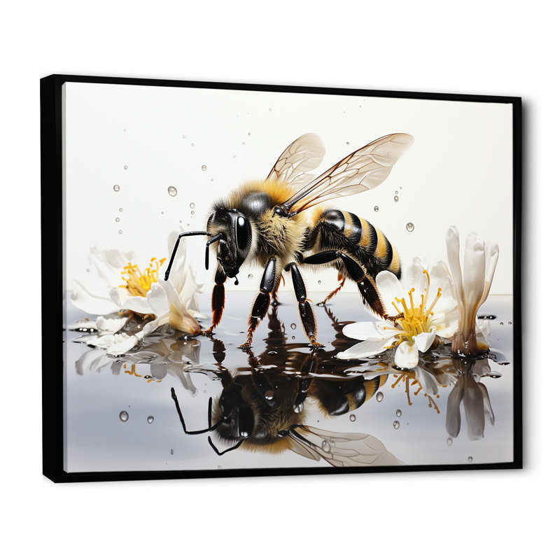 Minimalisme, abeille, réflexion sur l'eau, impression sur toile, H 30 po x l 40 po x P 1,5 po, Cadre flottant noir