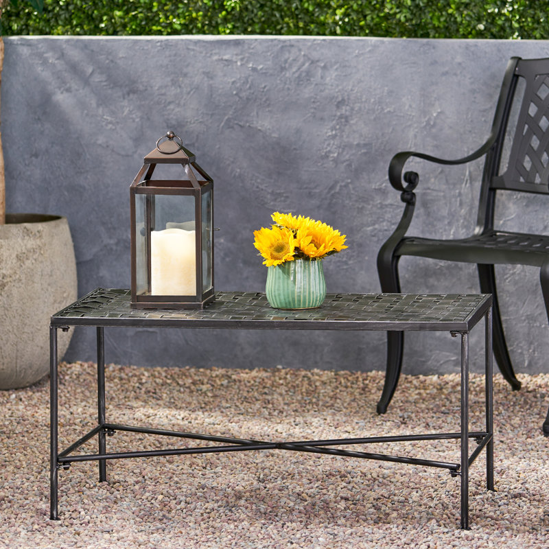 Table basse d'extérieur en fer noir brossé noir, H 18 po x l 35,68 po x P 20,75 po, convient à la table Moments de détente - finition, ajoute de la chaleur à la zone