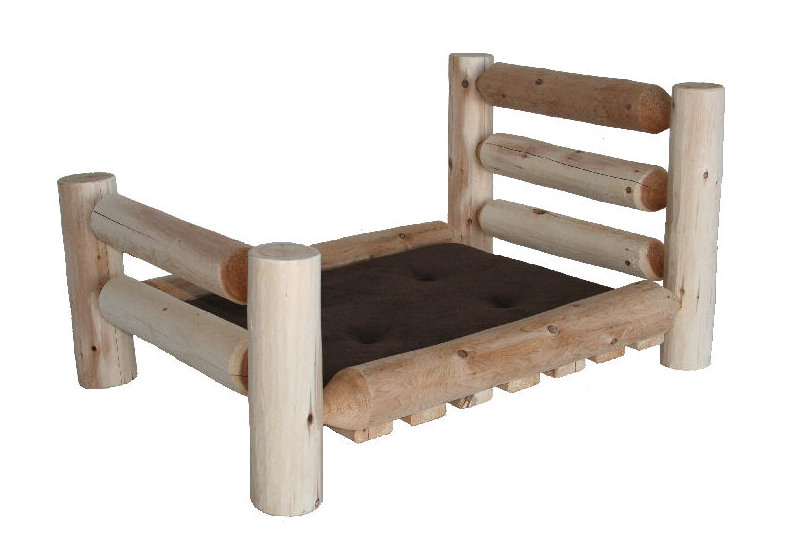 Caesar Cedar Pet Bed, Small (24" W x 16" D x 20" H)