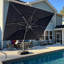 Parasol carré à DEL à énergie solaire Rohann-684281094