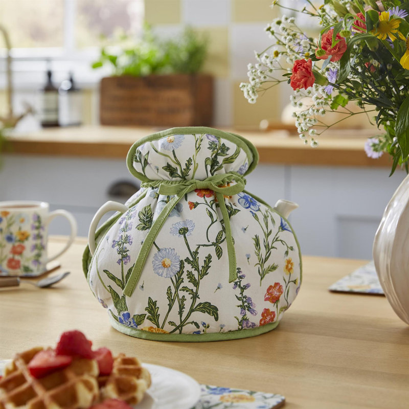 Ulster Weavers Cottage Garden Polyester Tea Cosy