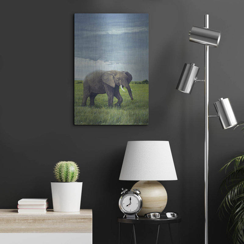 «Elephant» par Ron Parker sur métal, H 24 po x l 16 po