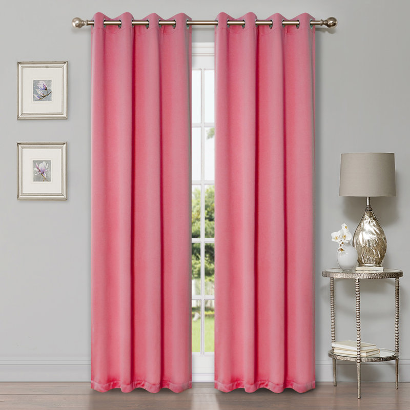 Paire de rideaux obscurcissant avec œillets Millendon, Rose, L 52 po x L 72 po