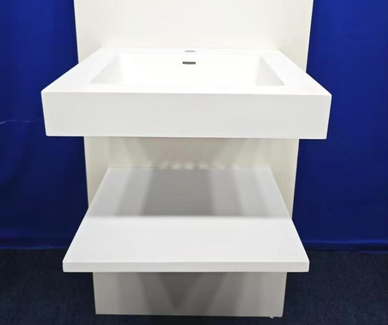 Salle de bain murale avec lavabo vasque 800 mm