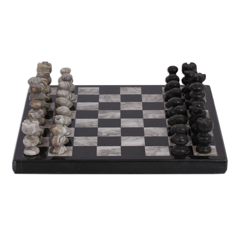 Jeu d'échecs Wiggins, Gris, H 0,8 po x l 7,5 po x P 7,5 po