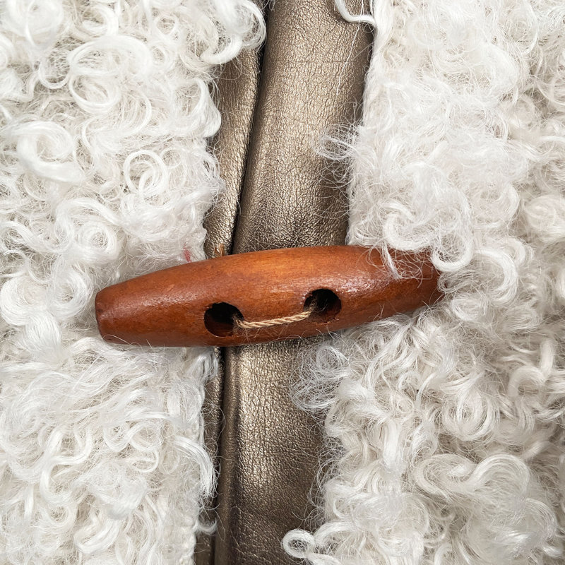 36 "Woodsman Claus