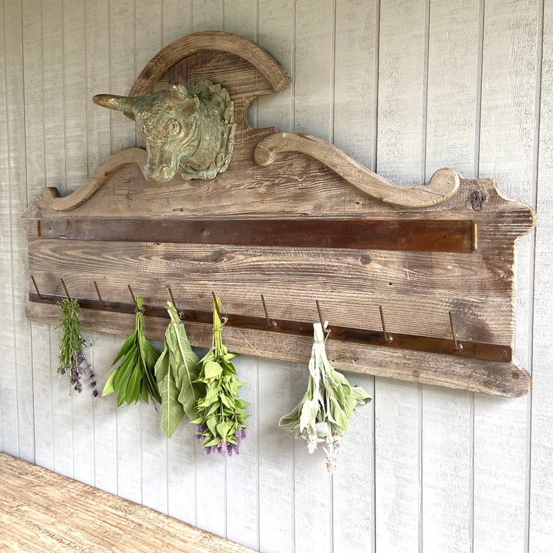 Rustic Bull Head Charcuterie Wall Rack