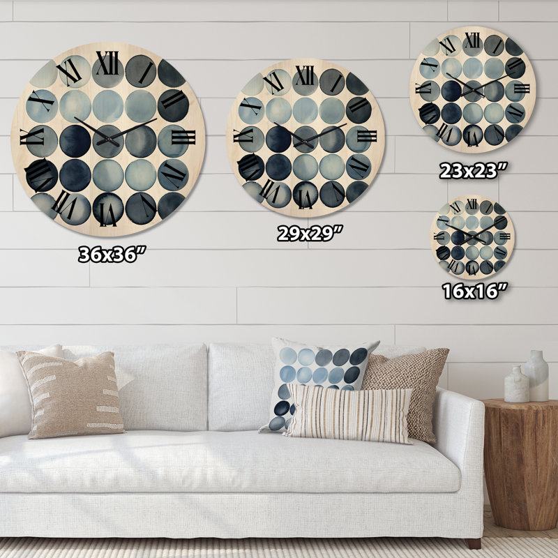 Horloge murale Universal Universal, Moyenne