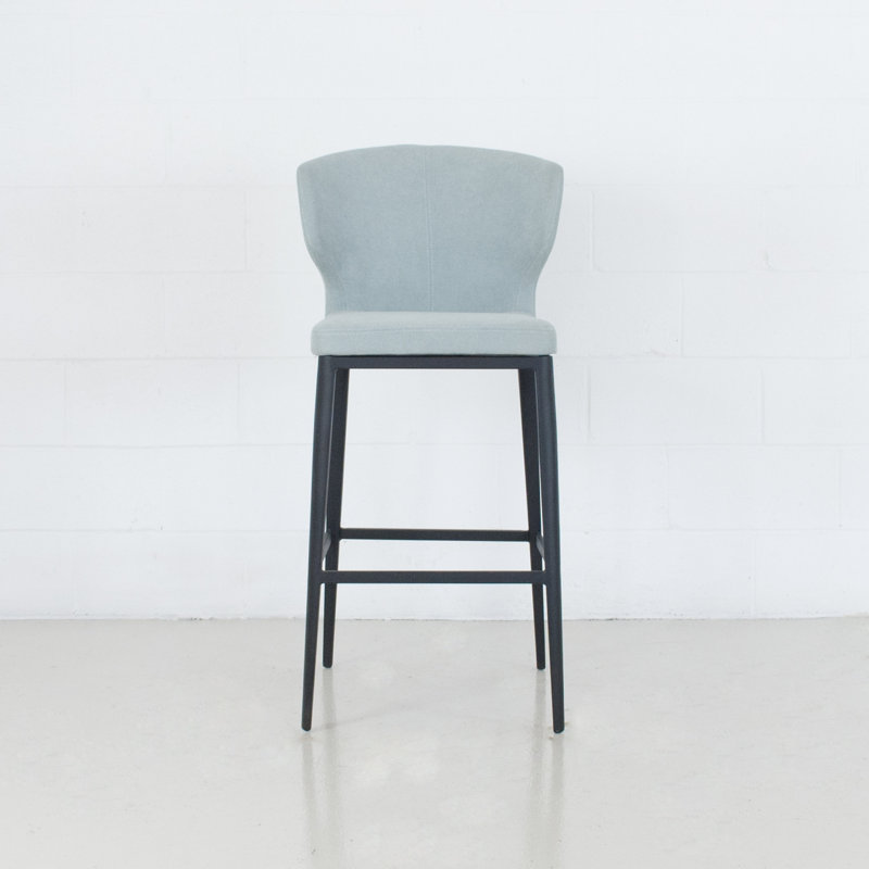 Tabouret de bar et de comptoir Belby, Chenille bleu ciel, Tabouret de comptoir (siège d'une hauteur de 25,5