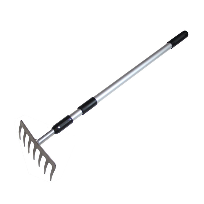 Telescopic 7 Tine Rake
