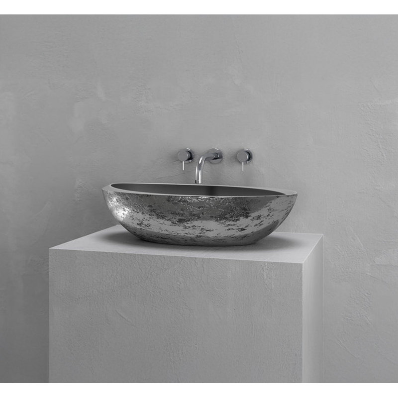 Lavabo vasque texturé argenté / gris vieilli L 24 po x l 13,8 po Vast Studio - intérieur de comptoir ovale avec intérieur blanc lisse, finition métallique luxueuse et conception sculptée d'inspiration spa moderne