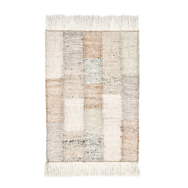 Ritsa Handwoven Jute Blend Accent Rug , Rectangle 2' x 3'