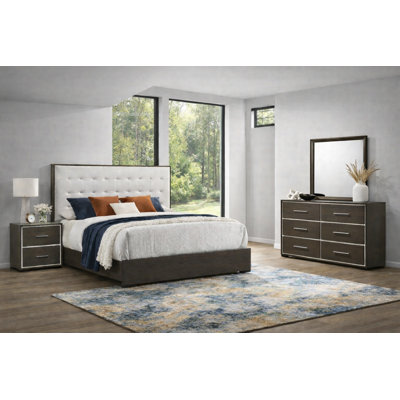 Modern Upholstered Panel Bedroom Set with Tufted Design in Gray